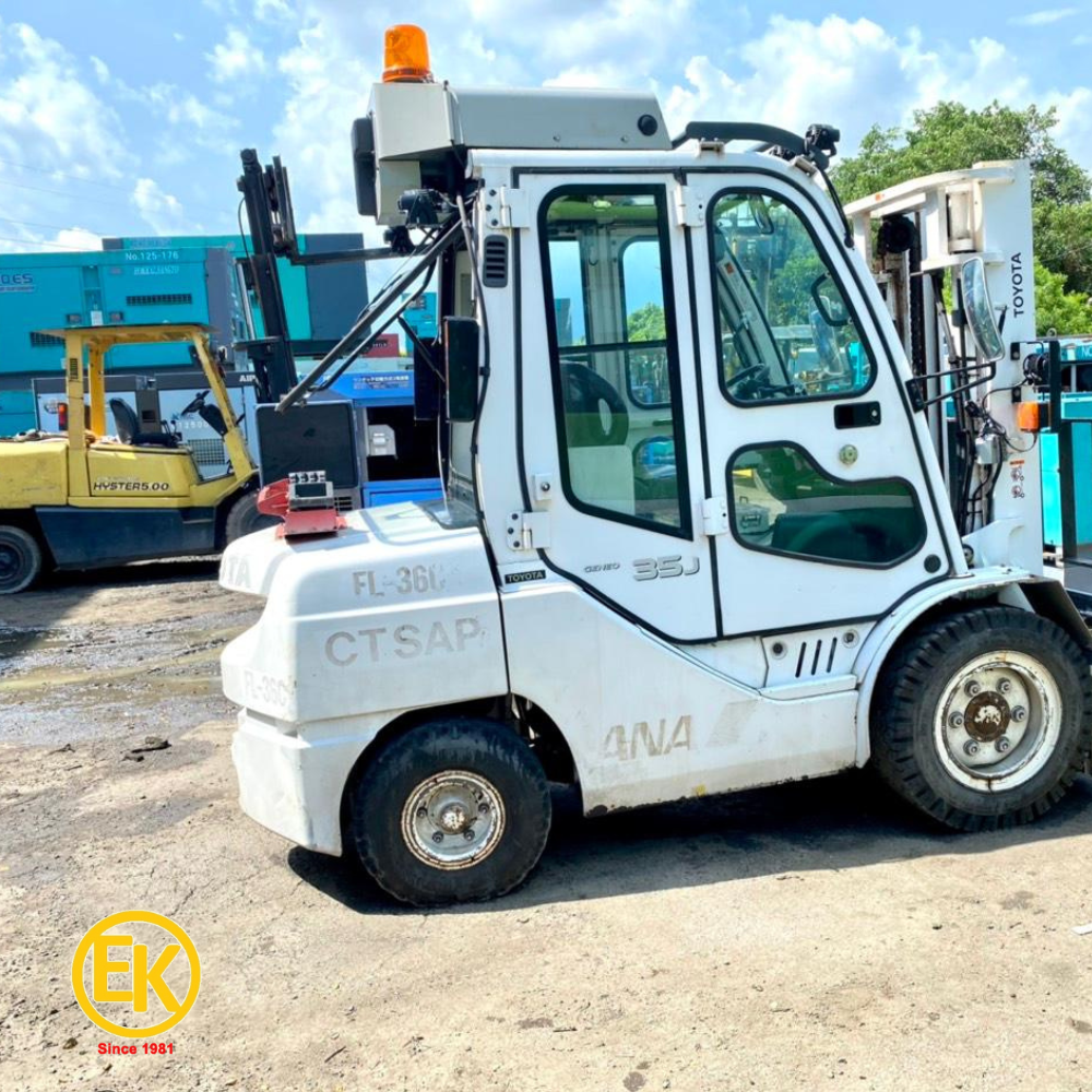 Toyota 3.5 tấn (3)