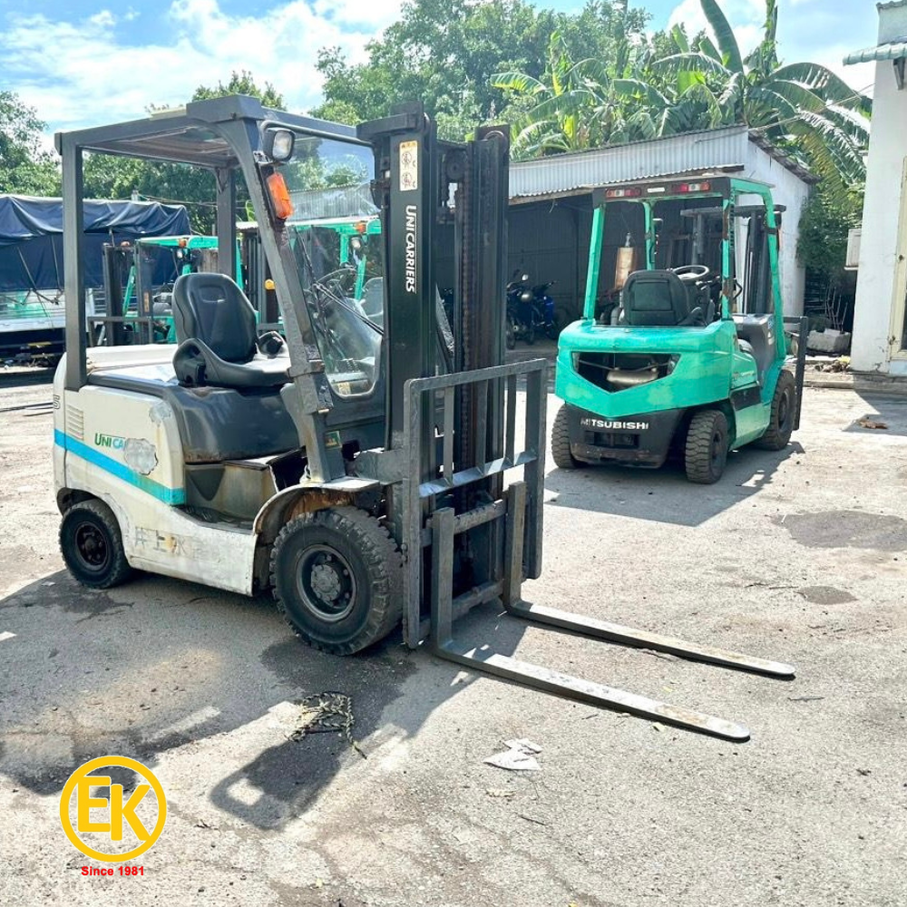 Unicarriers 1.5 tấn