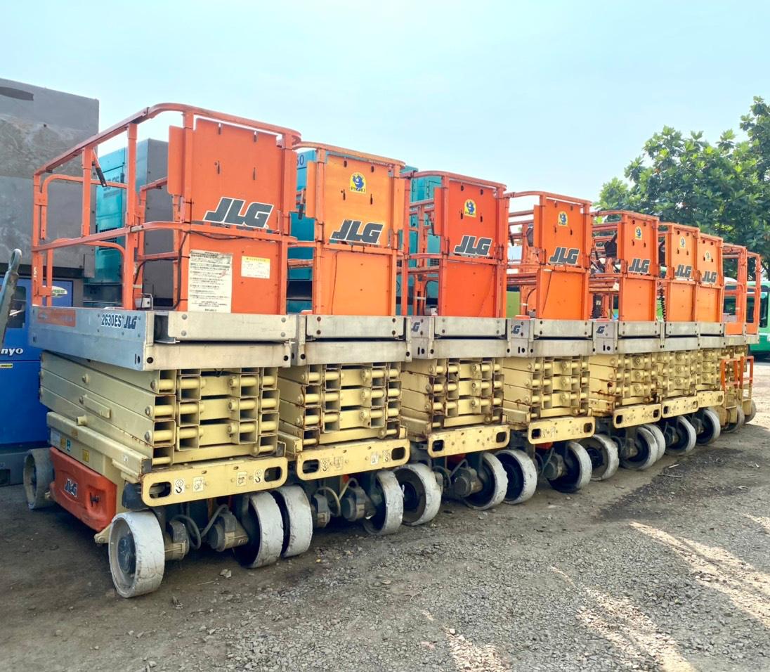 a39ad808-ed2d-4c65-9dc6-d3bfde337678 (1)